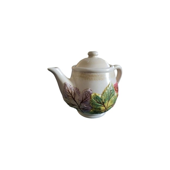 VINTAGE THE MAIN INGREDIENTS PANTRY WEAR TEAPOT W/ RAISED LEAVES - Picture 10 of 11